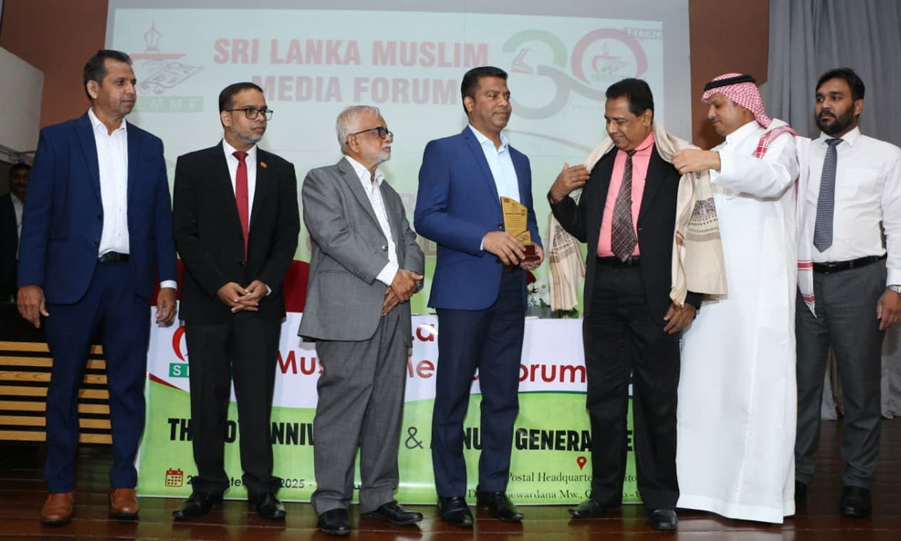 30ஆவது ஆண்டு விழாவில் 12 ஊடகவியலாளர்கள் பாராட்டிக் கெளரவிப்பு - Photo 6
